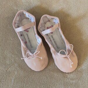 BUNNYHOP BALLET GIRL'S DANCE SHOES Size 11D Toddler in color Pink